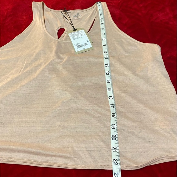 NWT XL Prana Pale Pink criss cross tank top Super cute and flattering Adorbs 🧘 - Picture 4 of 17
